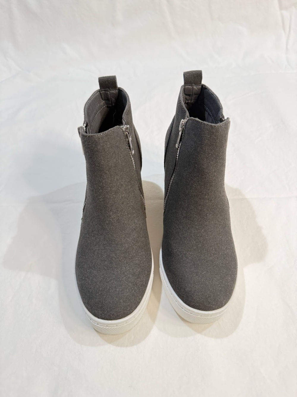 Women’s Dark Gray Booties with Side Zippers